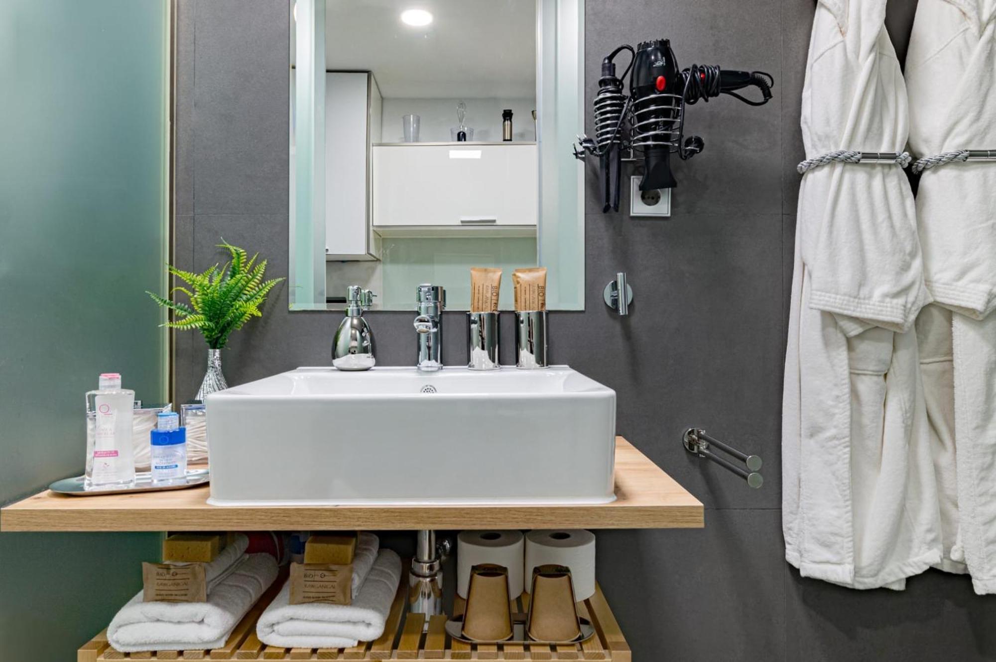 마드리드 Modern Loft Near Puerta Del Sol 아파트 외부 사진